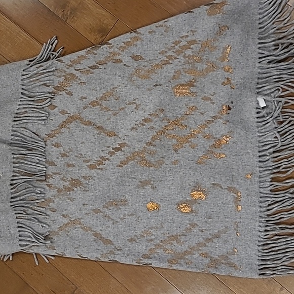 NWT 🆕️ Made in Italy Gray Wool Blend Fringed w/Metallic Accents Long Vest XL - Picture 8 of 8